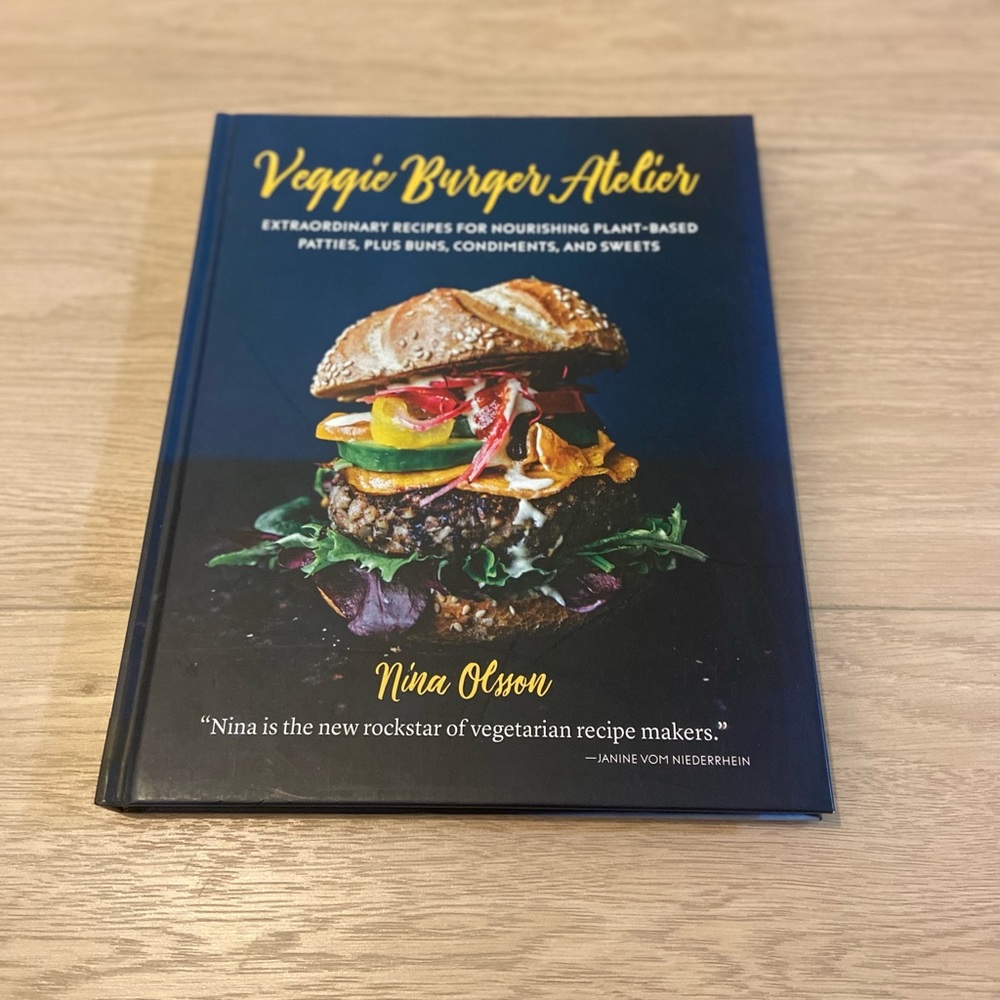 Veggie burger atelier cookbook